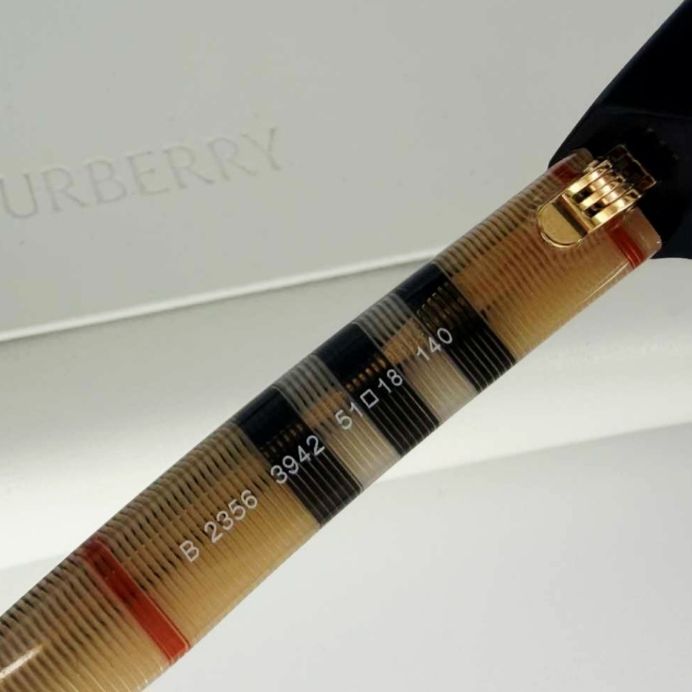 **NEW** Burberry Glasses for RX/Blue Light - AUTHENTIC - Picture 5 of 7